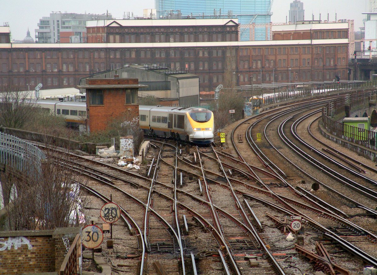 Eurostar at 25 EIrz 37XsAEKiTu - Eurostar at 25