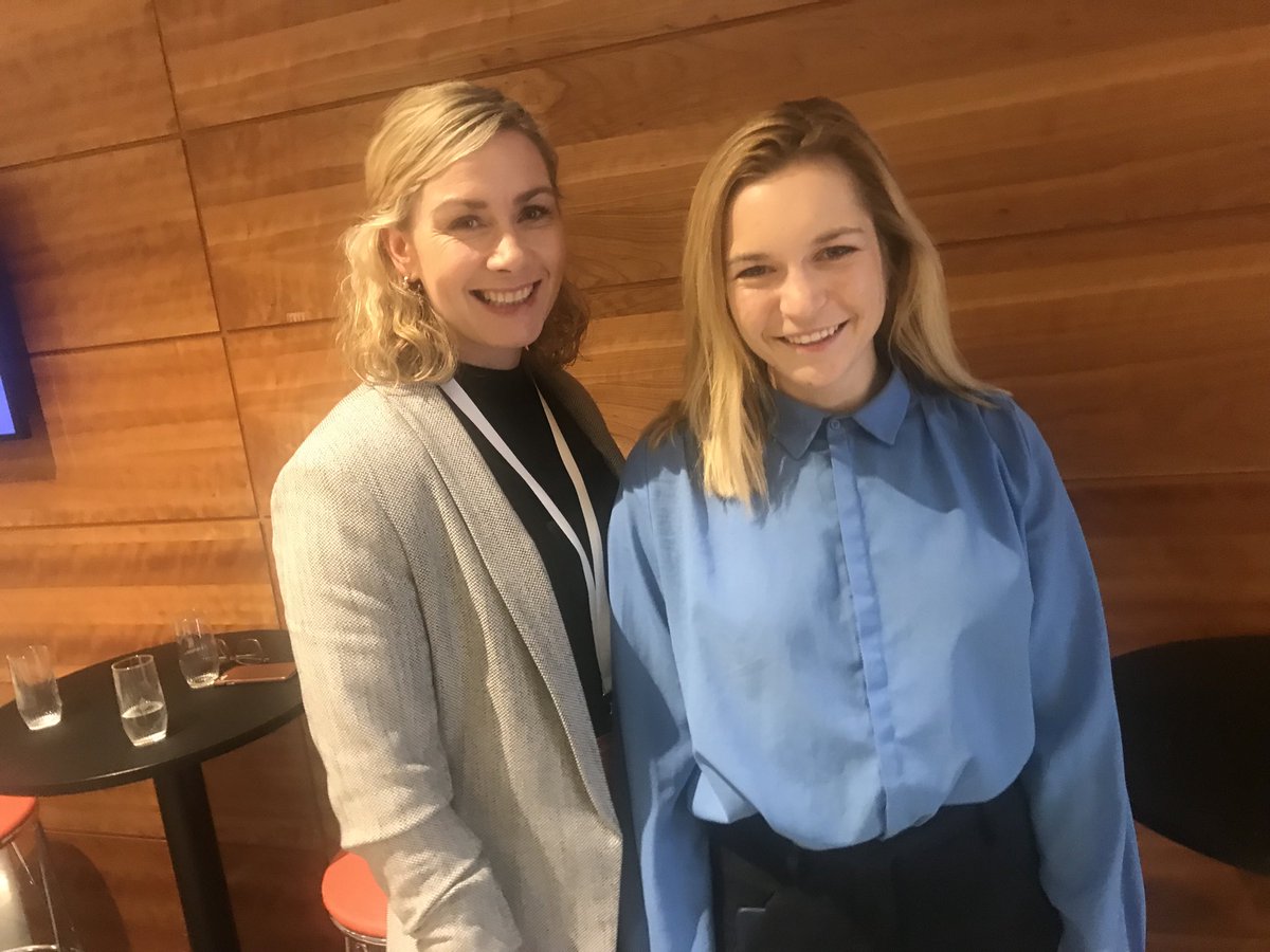 Takk for en hyggelig og viktig samtale om bhg,skole og profesjonsetikk på #udflm19 ⁦<a href="/MathildeTG/">M Tybring-Gjedde</a>⁩. Deling av kunnskap mellom profesjonen og politikere bidrar til kunnskapsdeling fra oss som jobber i bhg og skole. #barnsbeste #profesjonsetikk ⁦@utdanningsf⁩