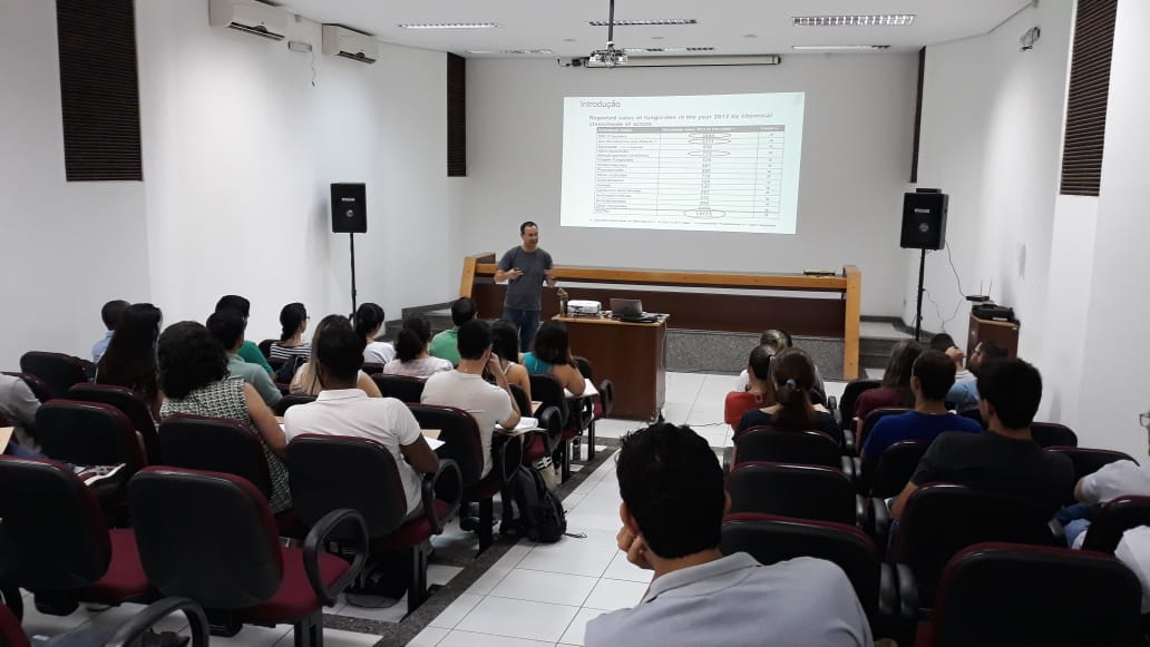 GEAFIP_UFV's tweet photo. The Chemical Control workshop conducted by @mizubuti was a success! Thanks @mizubuti for your contribution to our #IXSSAF. https://t.co/N6sYl24iOm