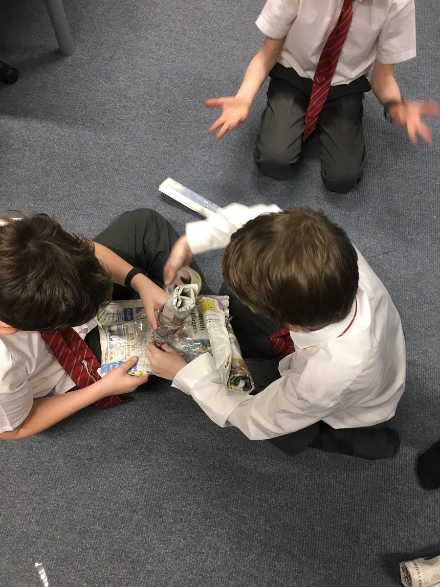 YMS_LearningSup's tweet image. Smart club were set a team building challenge to construct a freestanding structure that could hold the weight of a plant pot using only newspaper and sellotape! The results were tied.... #teambuilding #smartclub
