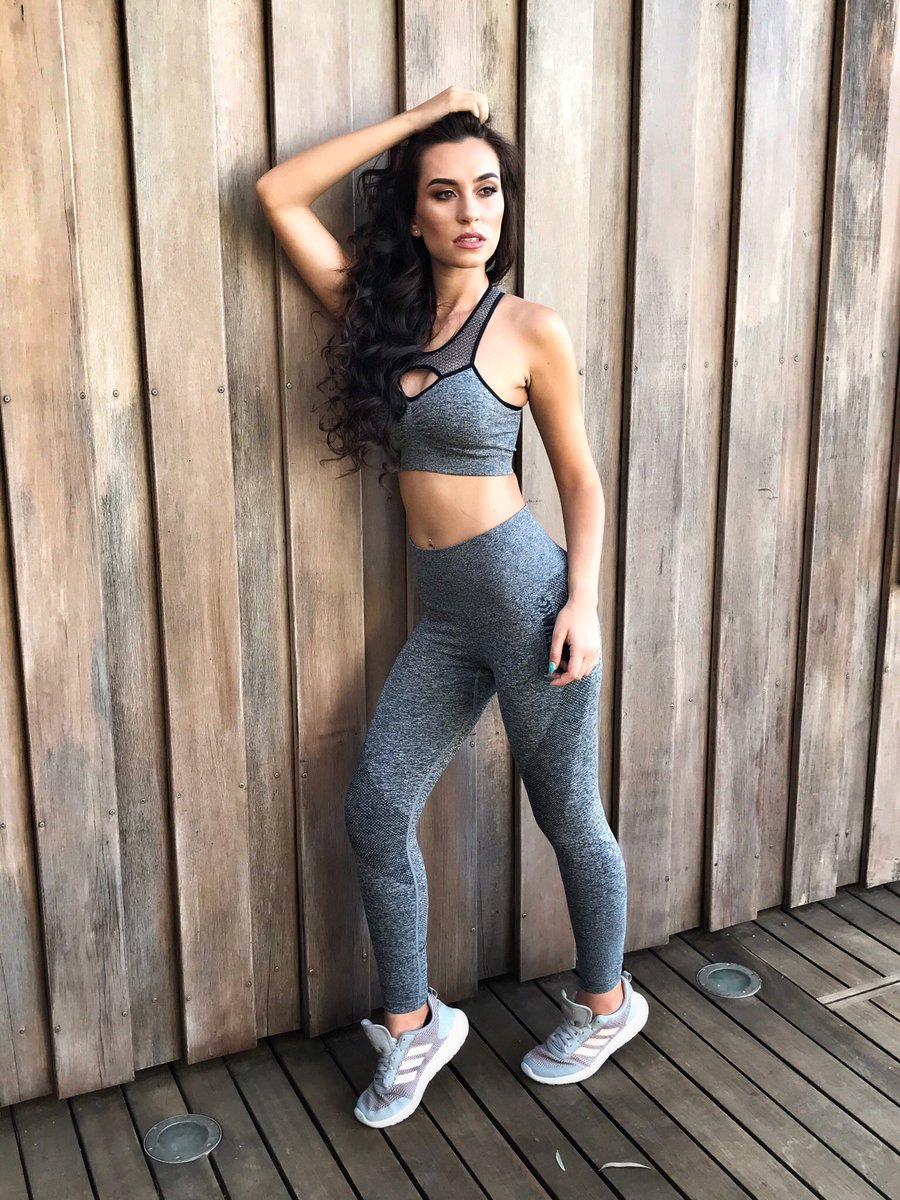 LW_Mag's tweet photo. Introducing 2020 LW Mag Calendar Girl, Nicole de Freitasβ π₯
Follow our Instagram Stories (@LW_Mag) for more #BehindTheScenes looks π
#LWMag #LWBabe #LW2020 https://t.co/PKcKfsWXCf
