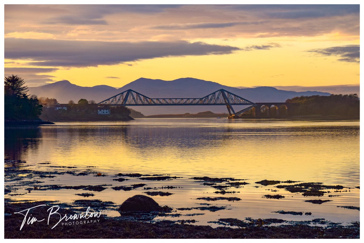 timjb69's tweet photo. Scotland in November, late afternoon at Connel. #becauseitsworthit @VisitScotland @wildaboutargyll @BBCScotland @ArgyllandIsles https://t.co/JdvYkMODSJ