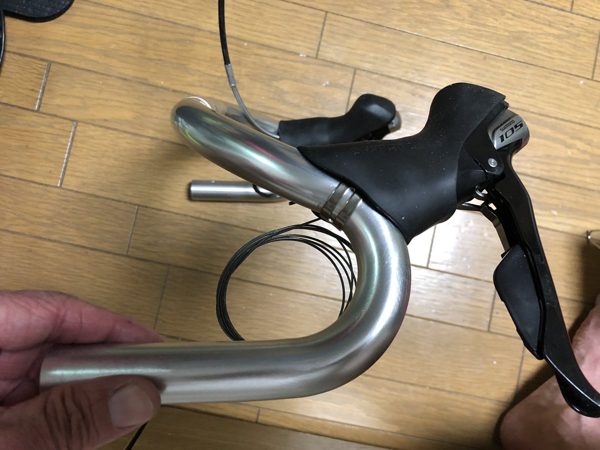 儂も昔は自転車乗りだったが、膝に矢を受けてしまってな 