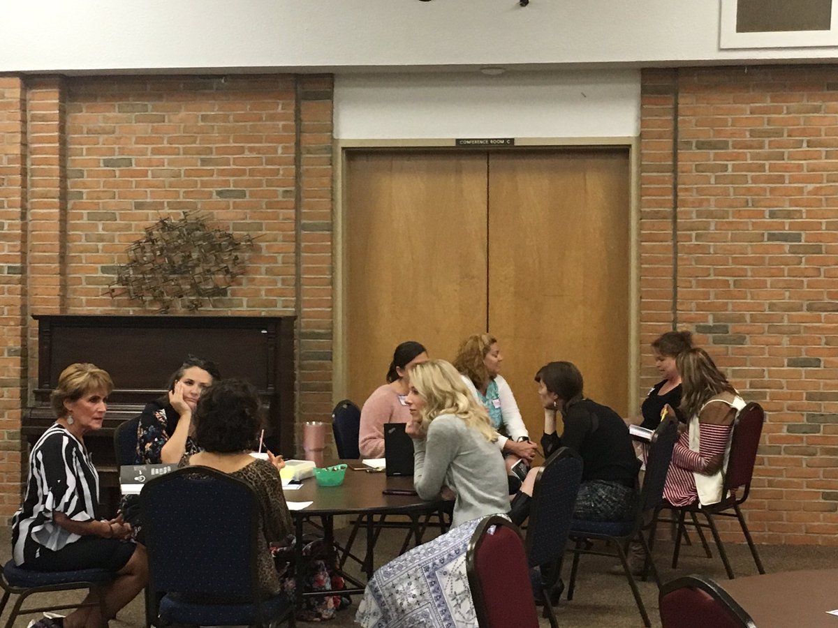 LSMcCauley's tweet photo. #PersonalizeSC instructional coaches unpacking Empower and the importance of student ownership. What are some βright nowβ actions you can take? @PersonalizeSC https://t.co/Pk1bf7BqXY