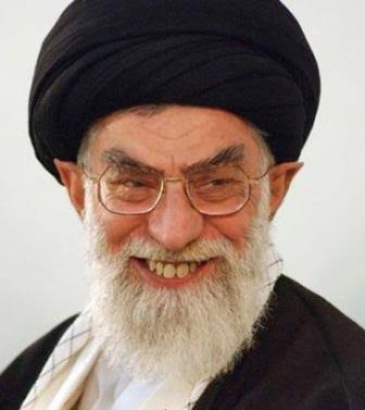 Armin_Rad_'s tweet photo. @AmichaiStein1 هشتاد میلیون ایرانی به گروگان گرفته اند عادت کردن به این حرکت
#مرگ_بر_جمهوری_اسلامی
#مرگ_بر_خامنه_ای
#WeStandWithPahlavi
#DownWithKhamenei
#IslamicRegimMustGo
#IranRegimeChange https://t.co/dYcC8djyzY