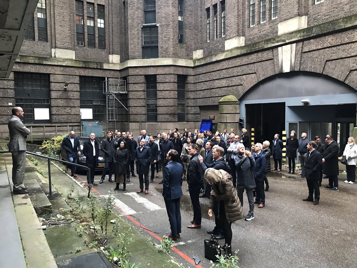 SSMRetailPltfrm's tweet photo. Herontwikkeling van het postkantoor, inclusief toren met 5* hotel en luxe stadsappartementen. #ssmretailplatform #shopview #rotterdam https://t.co/vOuzrZ8X0c