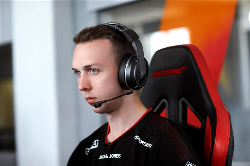 WIN THE LATEST TURTLE BEACH HEADSET 🎧

Win the new Elite Atlas Aero wireless headset for PC.

All you need to do is retweet this post and follow <a href="/TurtleBeach/">Turtle Beach</a> and @astralisgg for a chance to win.

The giveaway ends on November 21! 🗓

#WeAreElite #ToTheStars