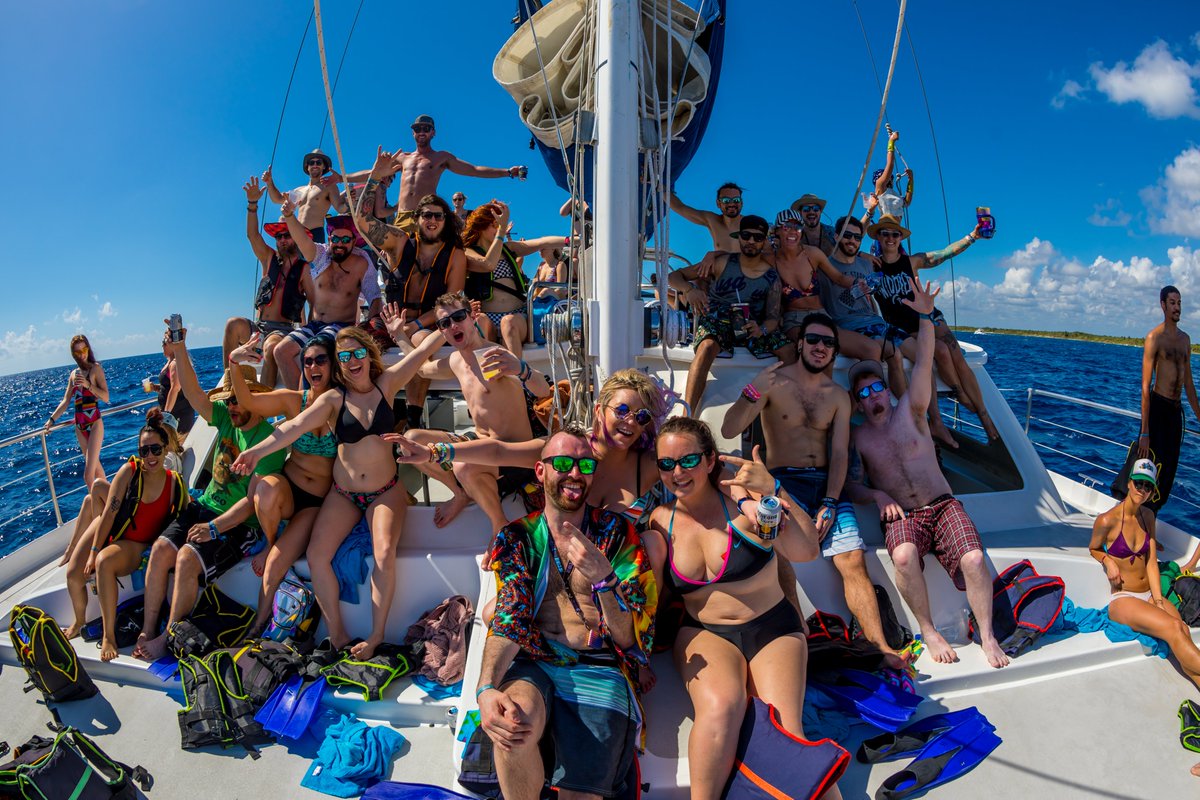 dejavoom's tweet image. A grand adventure awaits at #DejaVoom...off-site adventures are now available for booking via the Guest Dashboard! ⛵️ dejavoom.com/adventures/