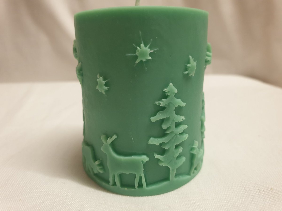 vegan_candles's tweet photo. £7 CHRISTMAS CANDLES!! ❄️
Why buy from a large company when you can support a small family run business!!
We offer a variety of scents and colours for this candle so visit our Etsy page for more details, link in bio!
#christmas #soy #mulledwine #winterspice #winterpine https://t.co/aZZstoGuDY