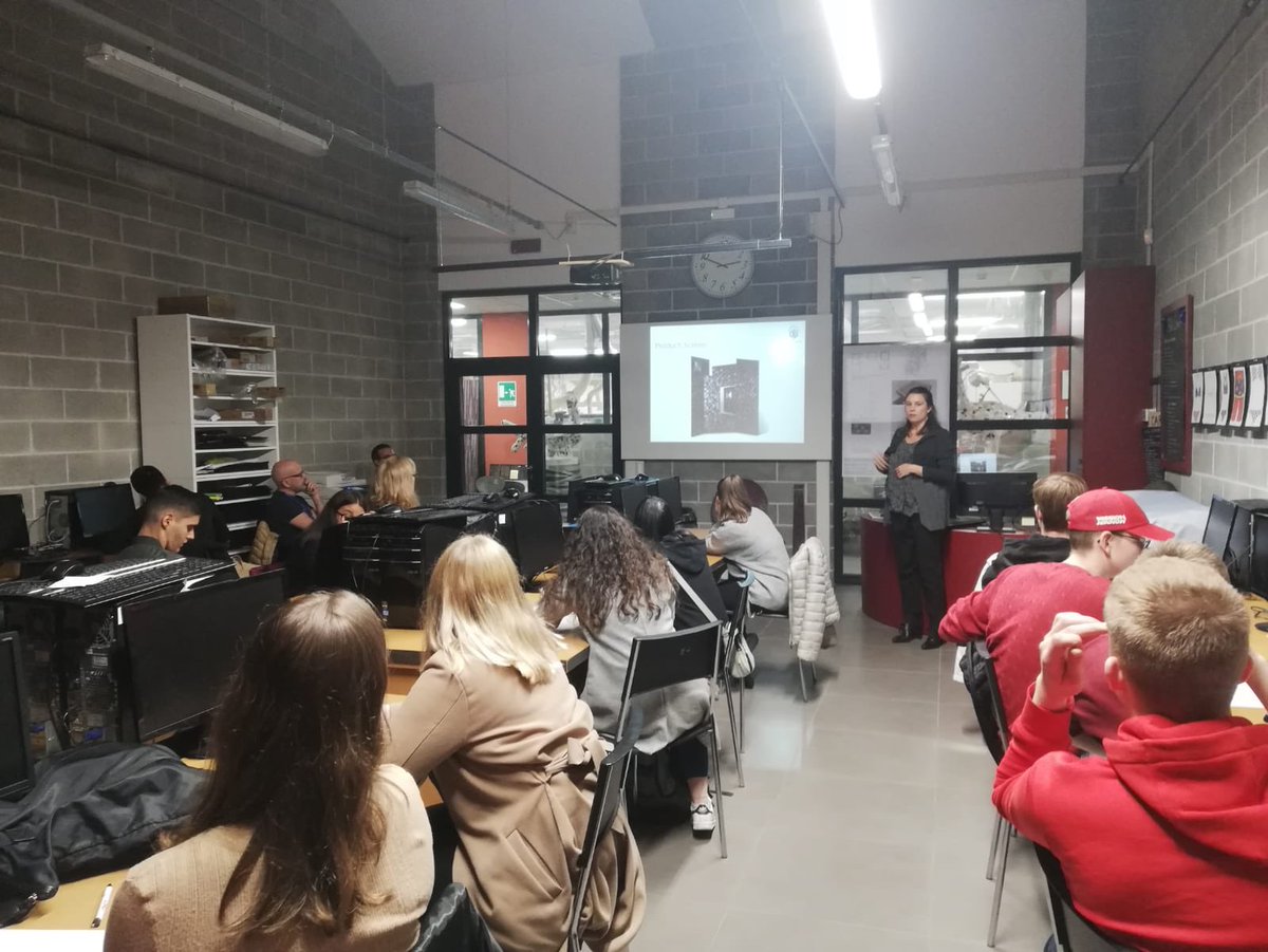 AmiciDiCometa's tweet photo. With the #EVS students, #Day3 of the @EUErasmusPlus project. Visiting @contradascs to discover how #innovation can preserve #tradition and #excellence doesn’t exclude #inclusion | #LearningEnterprise and #SchoolEnterprise to make #VET a first choice https://t.co/c8vvVMMLMF