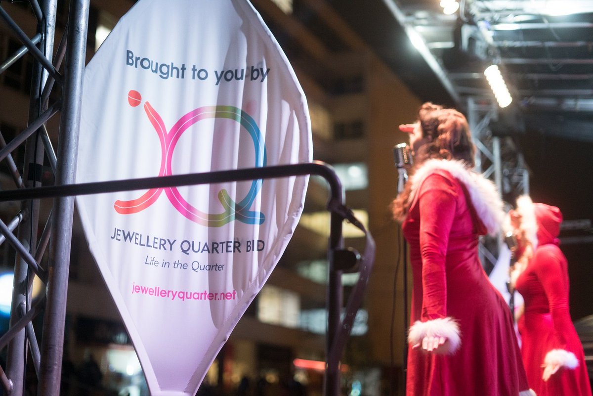 ✨WIN✨

We're switching on our Christmas lights on Nov 15. 🎆🎄

To celebrate, we've teamed up with <a href="/ichoosemag/">I Choose Birmingham</a> &amp; new JQ hotel #SelinaBirmingham, who are giving away a deluxe room for two, plus dinner &amp; brekkie.

Like us and RT by 2pm on Nov 11 for your chance to #win. T&amp;C apply