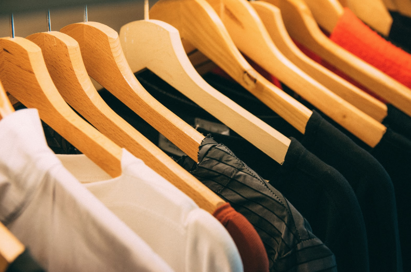 eco_305's tweet photo. The fashion industry contributes 10% of  greenhouse emissions and  20% of waste water. With the growth of thrifting, we can find unique pieces at affordable prices, while helping the environment. Thrifting decreases waste in landfills,  pollution, and wasted resources! https://t.co/tjnESjbTC7