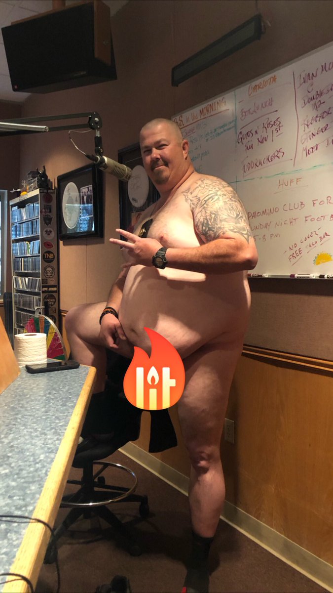 BSMorningShow's tweet photo. Jack about to sit in Graig’s lap. https://t.co/MZiPlK531c