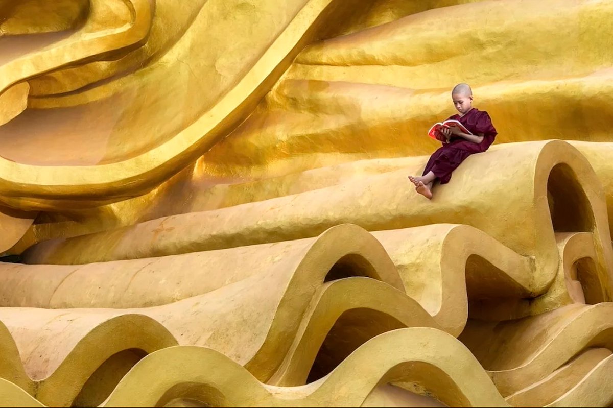 #BuenasNoches os dejamos con una de las fotografías ganadoras de los premios Agora 2019 en la categoría de  "Education Photo Contest". 

📸 “Reading” por Kyaw Myint Than (Myanmar)