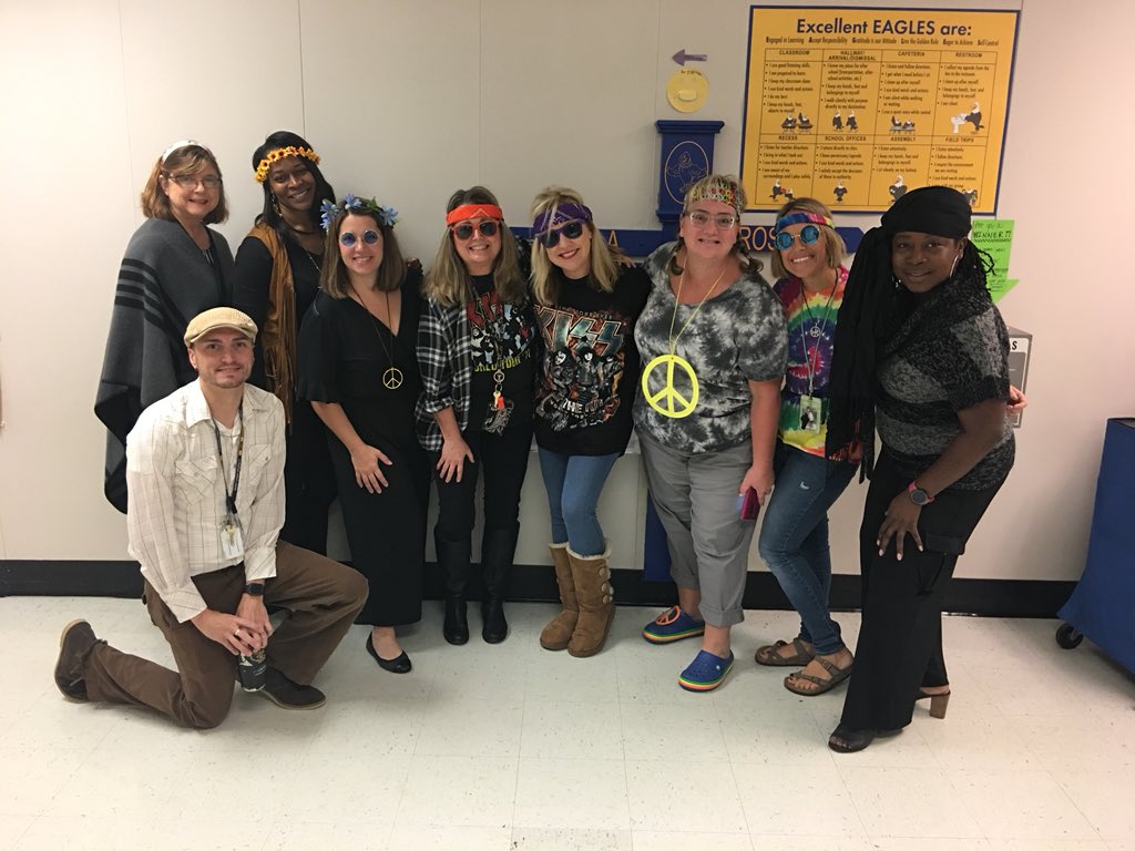 When 4th grade teachers have a 7O’s day! #bsieaglepride @happyatbsi