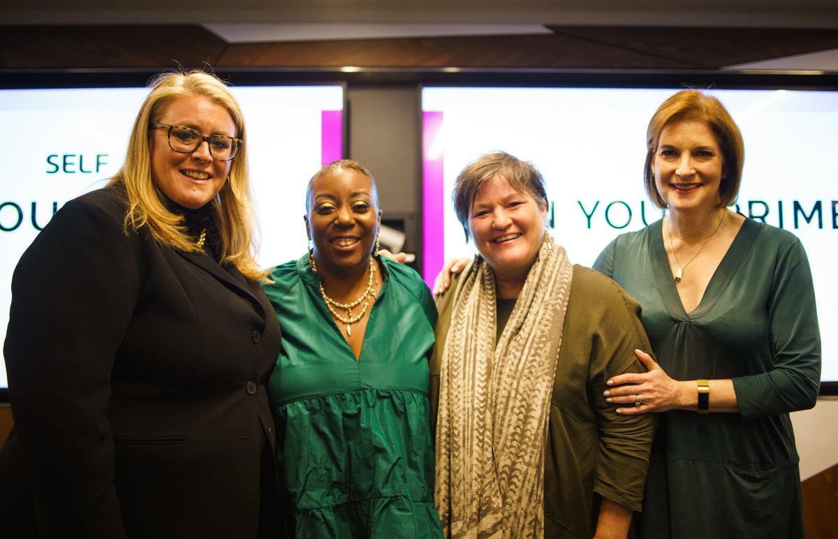 sotartsnyc's tweet photo. State of the Arts NYC Host/Producer @ WTC for the In Your Prime panel organized by Self Magazine. Savona Bailey-McClain was one of the panelist. Moderator- Roma Torre, other panelists- Debera Johnson &amp; Erica Wright. Opened by EIC Carolyn Kylstra. #InYourPrime #SelfMagazine https://t.co/q6YL2cyKWE