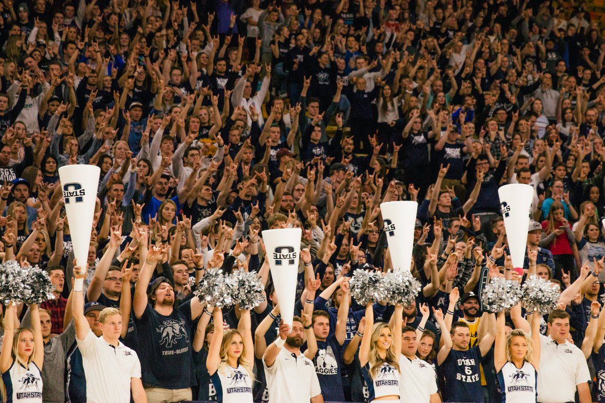 USUAggies's tweet photo. It's that time of year again. Spectrum magic is back! 🏀 #AggiesAllTheWay https://t.co/TVy0O6Axgq