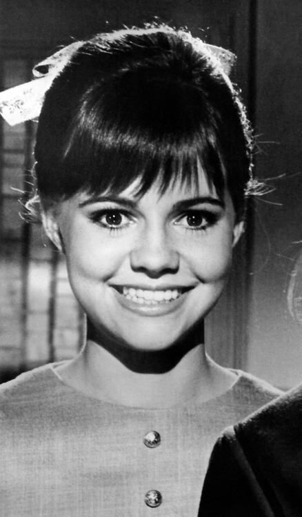 Happy birthday Sally Field!! 