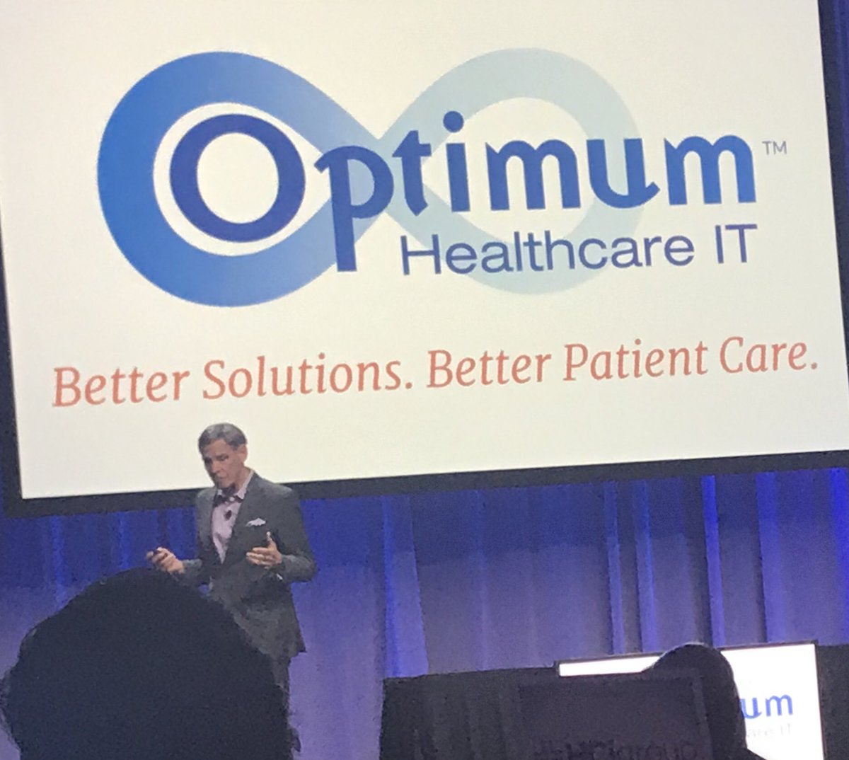 Dr. Eric Topol’s closing keynote address ⁦<a href="/CIOCHIME/">CHIME</a>⁩ . More than 12 million medical diagnostic errors per year #CHIME19