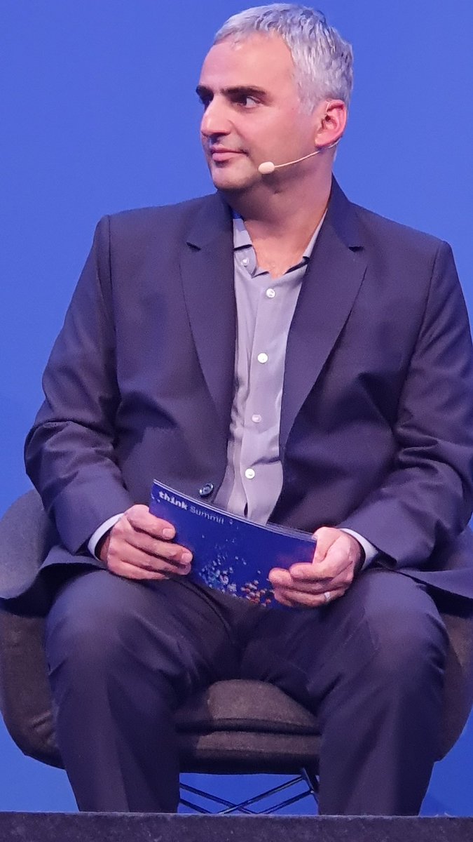 HarryBiedermann's tweet photo. Armin Hofer @IBM_Oesterreich moderating panel discussion about #Robotics at #ThinkWien @IBMChampions @IBMMiddlewareUC https://t.co/nqmhv3ZZzg