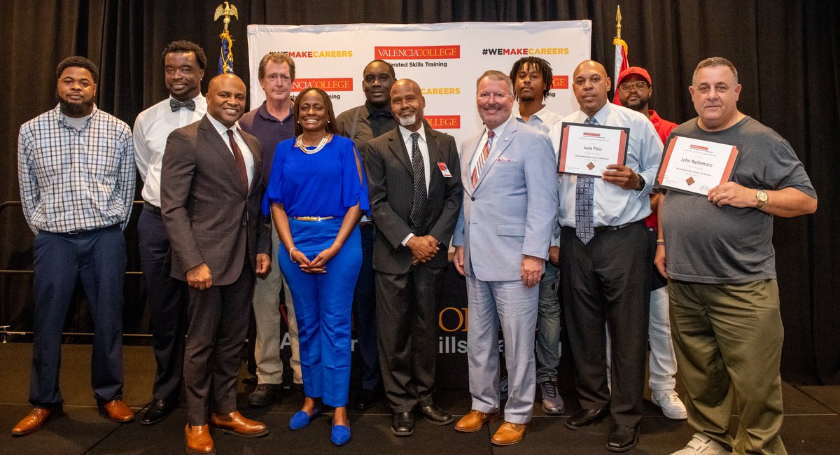 Valencia_AST's tweet photo. Last Wednesday, @valenciacollege, @citybeautiful, @orlandomayor, @ReginaHillFL & more celebrated the graduation of our first cohort of Downtown AST students. We are so proud of these graduates & the bright futures they have in Central Florida! Thank you to all of our partners! https://t.co/LYXd72AXwh