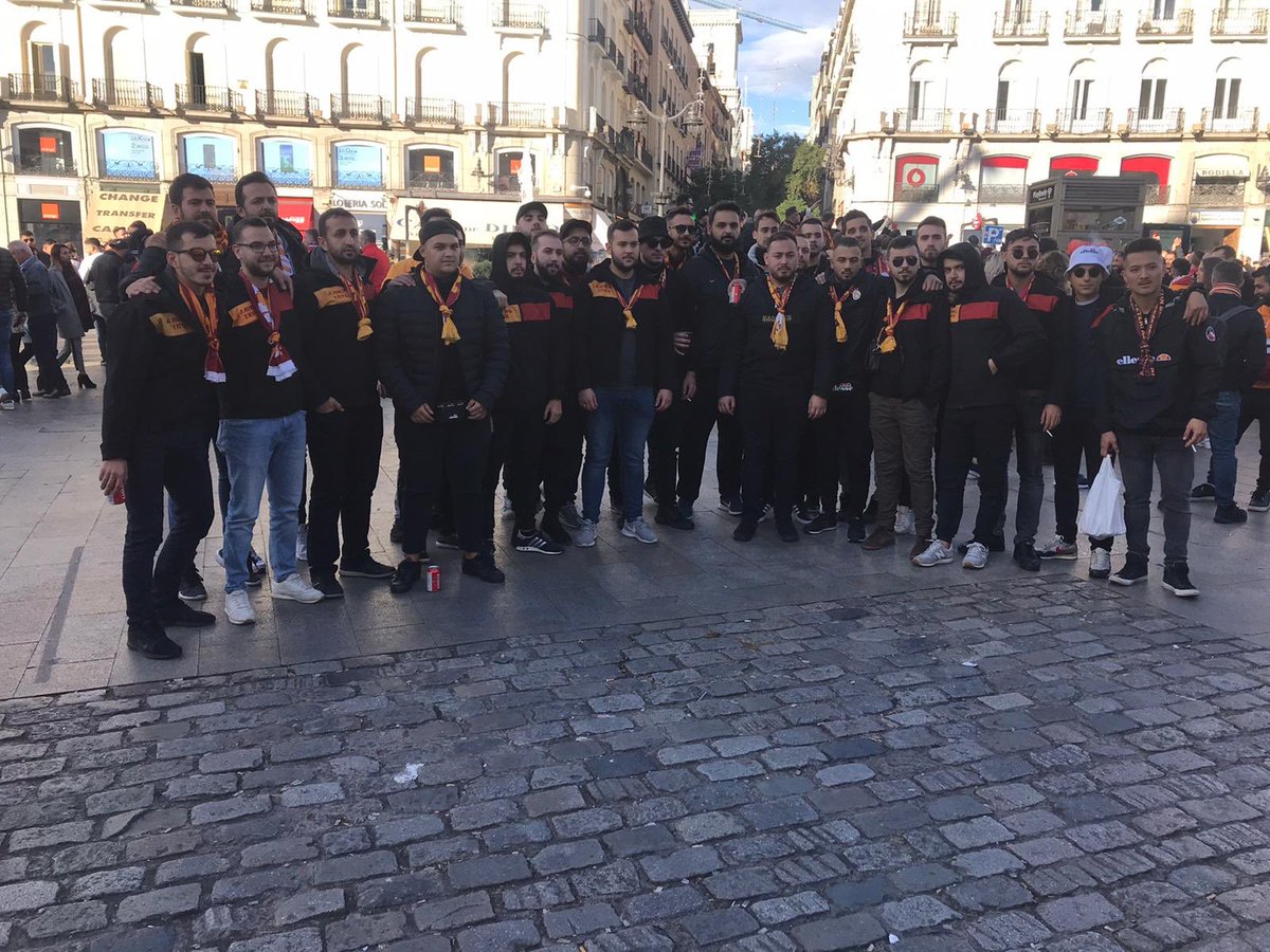 Puerta del Sol meydanındayız.
#ultrAslan