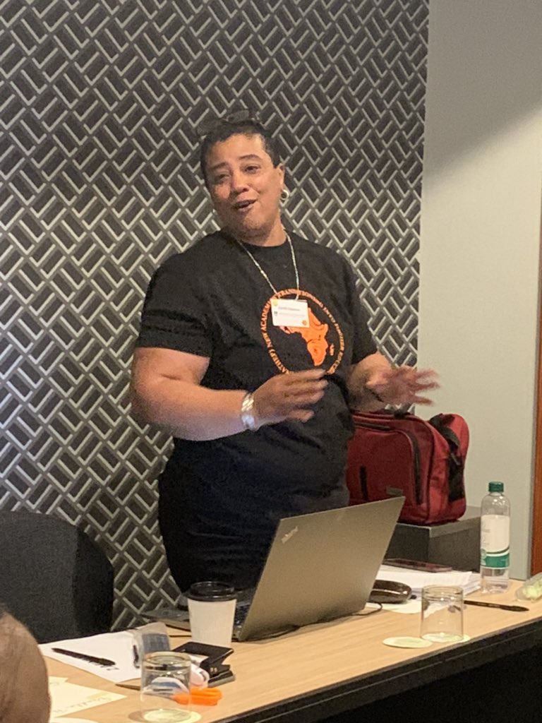 NaliniC_1's tweet photo. @NATHEP_ Avrill raises awareness of @BehariLeak’s 2015 reflective moments leading to powerful collaborative conversations for student success come alive in the #CollaborativeConversationsColloquium #NATHEP2019 https://t.co/gR7jQgJYG3