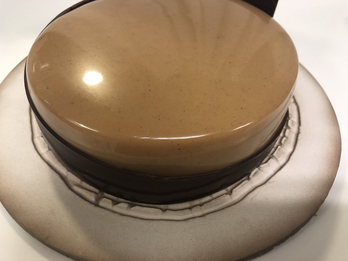HBIngredients's tweet photo. Absolutely stunning Hazelnut entremet 😋😋 Another amazing demonstration from Michael @SosaIngredients more to come tomorrow 😆 #hbingredients #hbfoodservice #sosaingredients https://t.co/Y7HTixbmdD