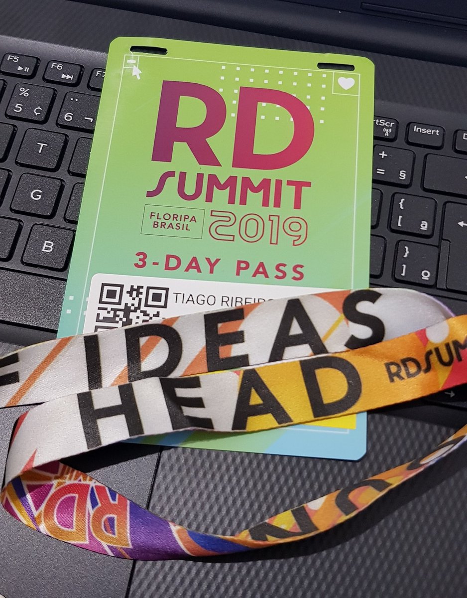 TiagoTeod's tweet photo. #RDSummit Dia 01 - Vai começar https://t.co/cxFI1qjdXT