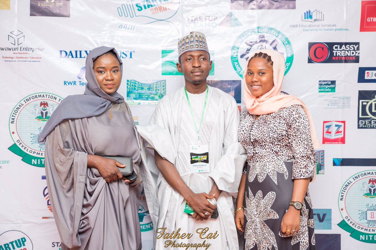 Startupsokoto's tweet photo. Dear @sir_yb thank you so much for the encouragement.
#Startupsokoto #ceosbreakfast https://t.co/u974BBmrdF