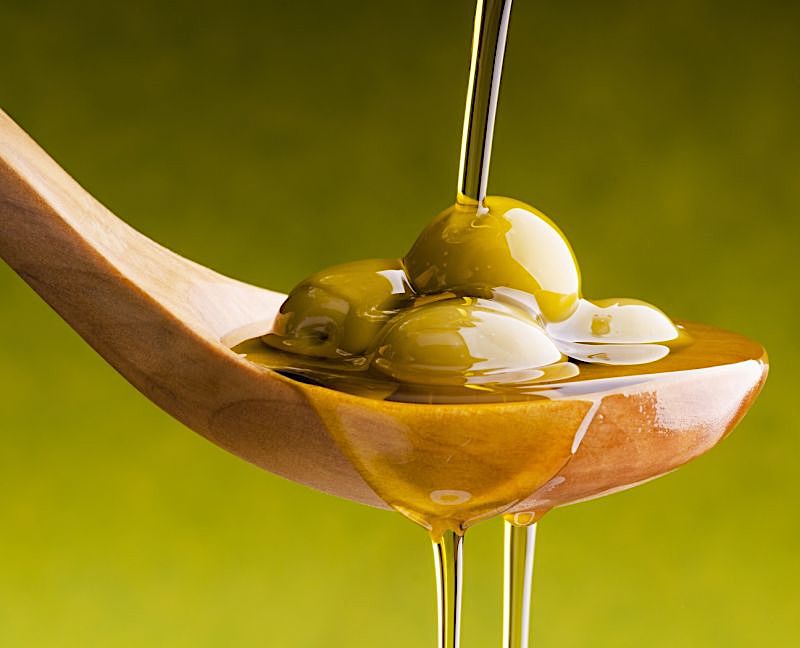 #FelicitàAlimentare #OlioEvo nuovo: più è fresco, più è ricco di polifenoli e vitamine... #TaccuiniGastrosofici #AccademiaItalianaGastronomia