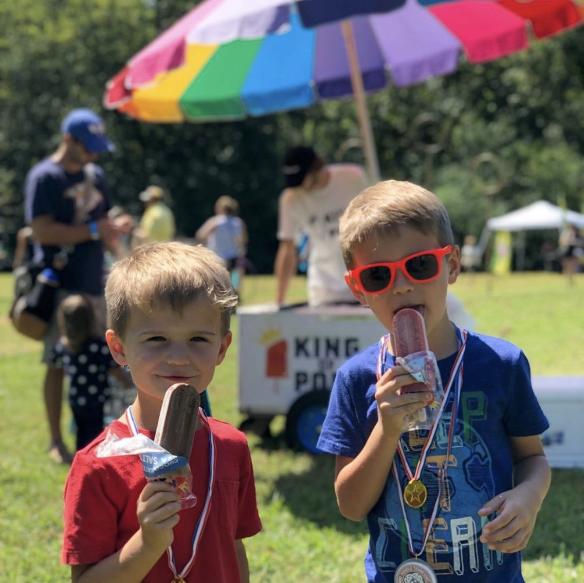 Pops for breakfast? 🌈 Who would do such a thing?!

📸 via georgiatotennessee (insta)