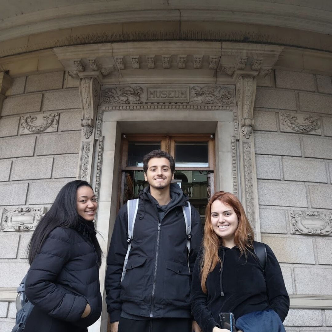 IBATDublin's tweet image. As part of our social programme, we recently took our #languagestudents to the Archaeology Museum in Dublin.

This is a great way for our students to learn about Ireland’s history while studying with us! We bet you can’t name a better English course in #Dublin 😏