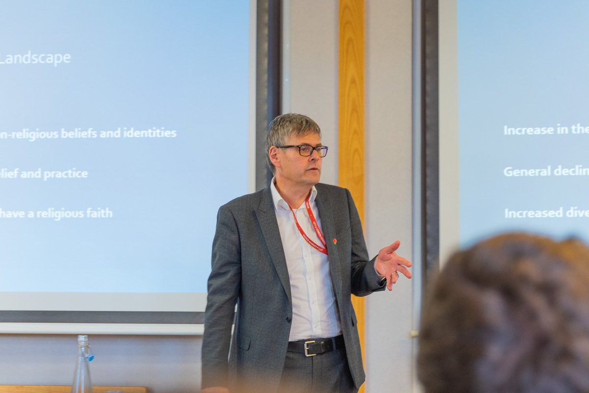 CityofLdnSchool's tweet image. Thank you to Old Citizen, Dr Edward Kessler, for taking the time to give a talk on Interfaith Relations earlier this week. @kessler_ed @AlumniCLS #GuestSpeakers #Lunchtimetalks