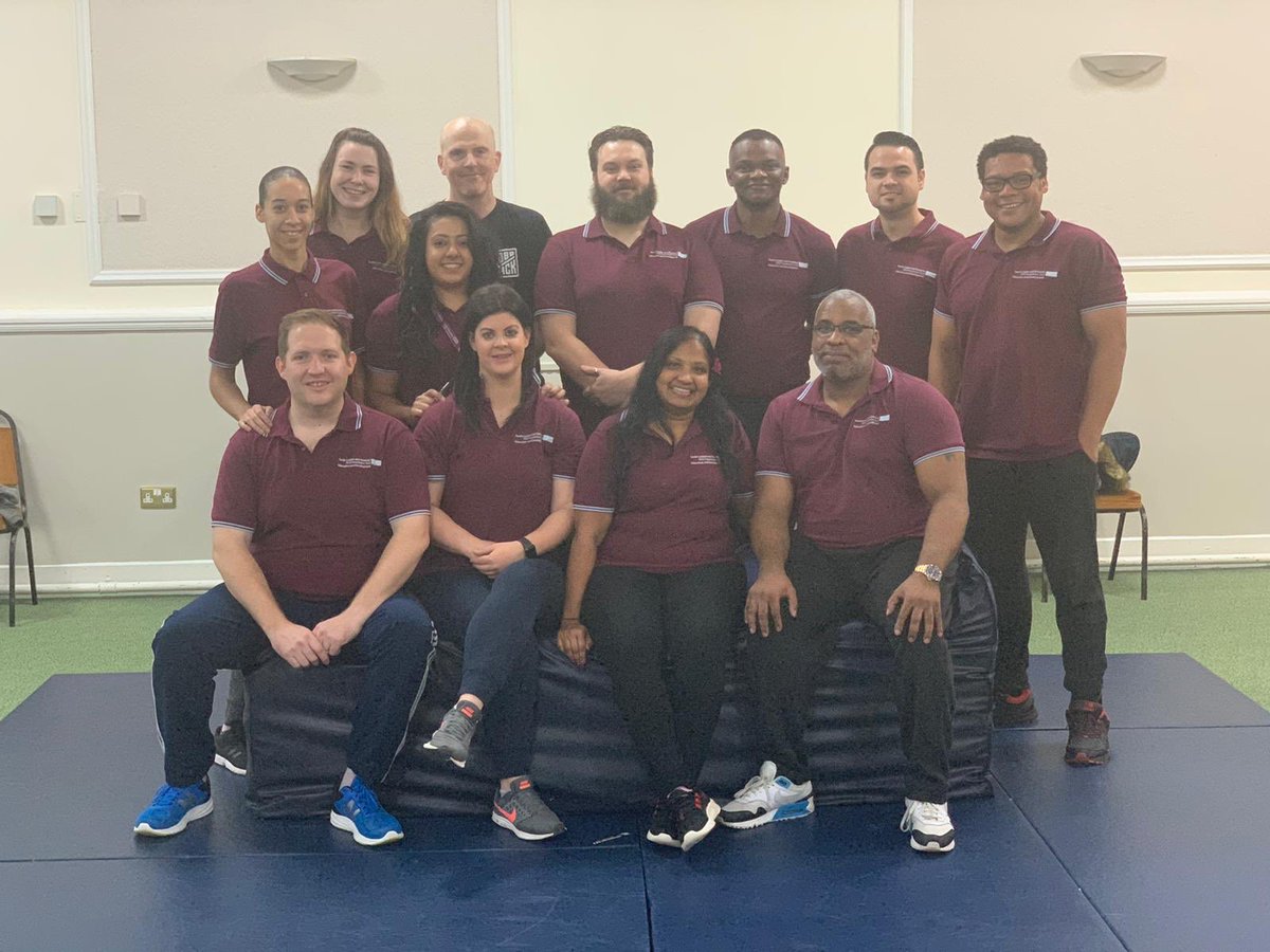 RayMcGrath_RN's tweet image. Lovely time re-freshing skills with these folk #PSTS @MaudsleyNHS