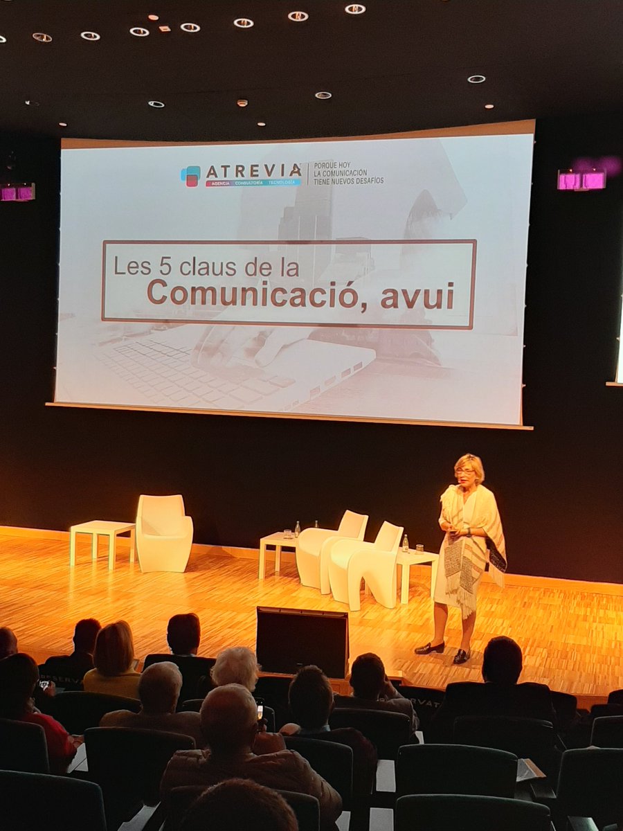 ChristianPasGal's tweet photo. ¿Cuáles son los grandes retos a los que se enfrenta la comunicación actualmente? @nuriavilanova, presidenta de @Atrevia, reflexiona sobre las claves en #RetailRegeneration. https://t.co/V6BWC3KaiW