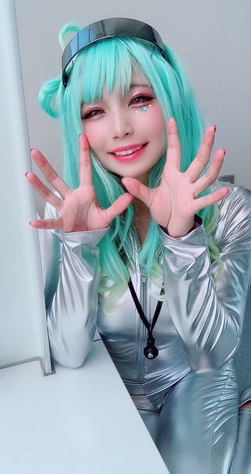 Twitterのコスプレ画像16