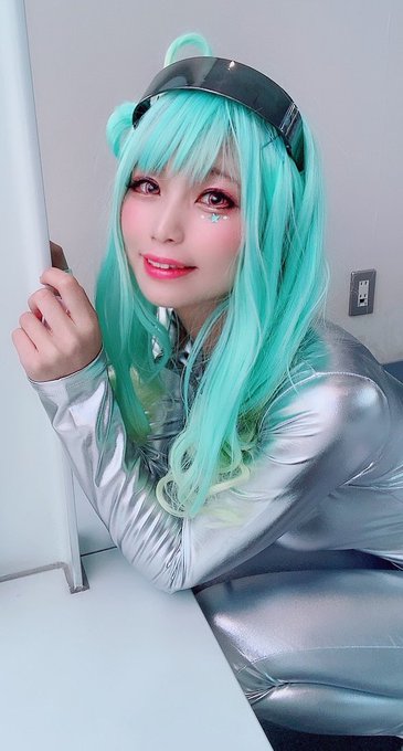 Twitterのコスプレ画像15