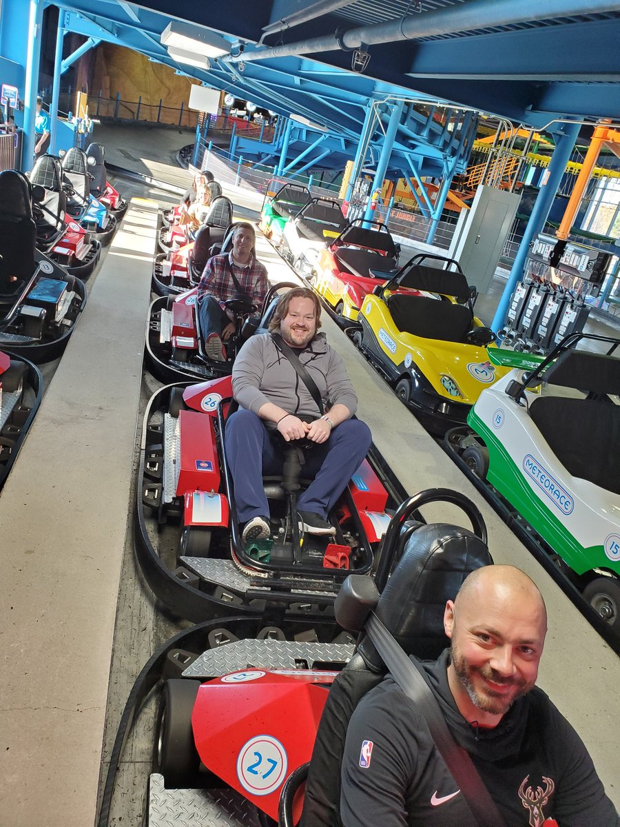 mjpkbnellie's tweet photo. Team building at the adventure park at @KalahariResorts! Best team ever!
#girlswontheseries
#sharpshooters
#missinglauryn https://t.co/Y9csRPVtzj