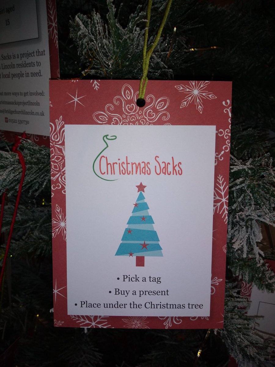 Willey_notWiley's tweet photo. Christmas has come early @LincolnCastleAc Proud to once again be partnering with the Christmas Sack project. Simply take a tag, buy a gift, and place it unwrapped under our giving tree  🎁🎄 https://t.co/bBmEXdYZHz