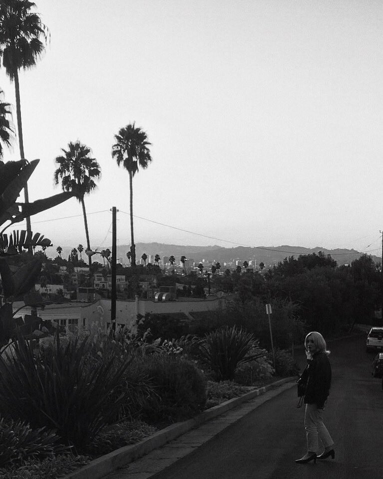 mirrorfury's tweet photo. California dreaming https://t.co/9Lh3jpGjBs