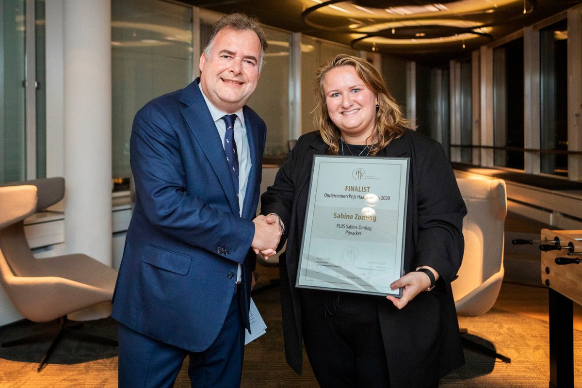 Sabine Zondag van Plus Sabine Zondag uit Pijnacker is finalist voor de OndernemersPrijs Haaglanden 2020. De finale is op dinsdag 26 november 2019 tijdens het evenement Den Haag Onderneemt!
plus.nl/supermarkten/p…
#OPH2020