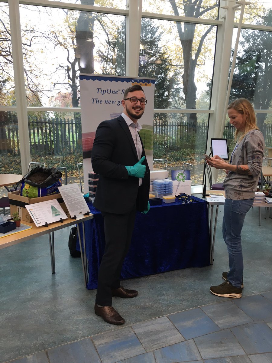 MidlandsSTARLAB's tweet image. Had a very busy morning with everyone over at @uniofleicester, talking lab sustainability! Over 100 cacti given out to those using the TipOne recycleable tip system!
#starlabsustainabilityweek