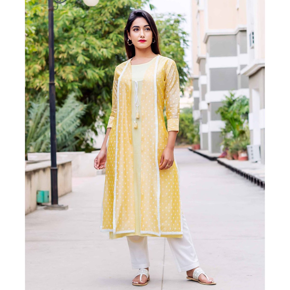 MissprintIndia's tweet photo. Yellow Polka Dots Chanderi Jacket Kurta with Straight with Pants
Shop Now: https://t.co/TZSUHbId3r
#Missprint #Clothing #Indigo #Designer #SalwarKameez #IndoWestern #Kurties #EthnicWear #IndianClothing #WomensFashion #OnlineShopping #Trendy #IndianFashion  #festivaloutfit https://t.co/BAjkyeRaGe
