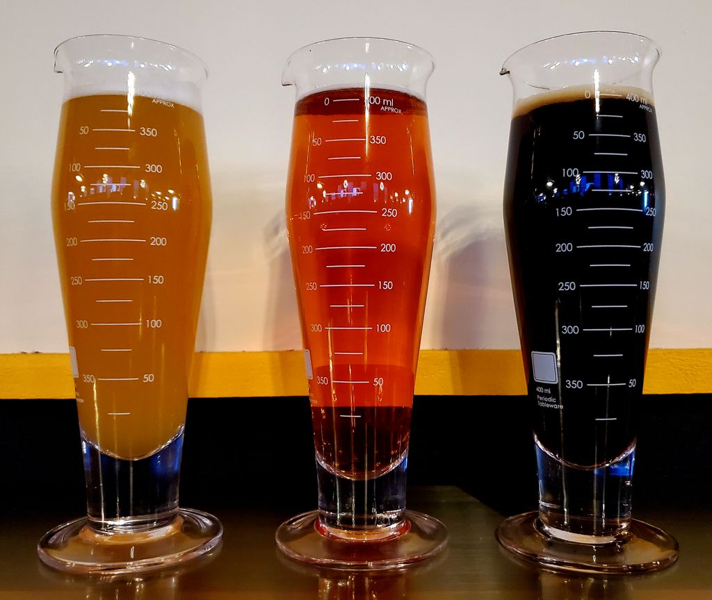 DoverSmuttlabs's tweet photo. Tonight at 5, the doors to The Lab officially swing open. Grab a friend and come check us out - you're not going to want to miss this: https://t.co/GefJutEh9F
.
.
#nhbeer #newhampshire #craftbeer #drinknh #drinklocal #makemineasmutty #beernews #smuttYum #beerevent https://t.co/9nMW6JN4M0