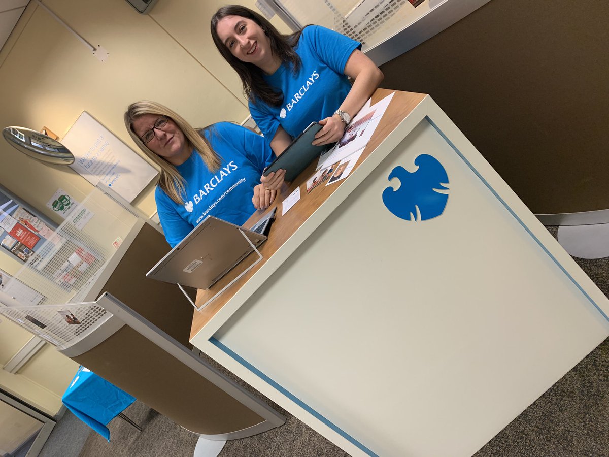 MrCommunity1's tweet photo. Pop into Barclays Sunbury today to see our two digital eagles Lucy and Suzanne to help with anything Digital @Digitaleagles @BarclaysLDN @Pants1964 #digitalboost #barclaysapp https://t.co/HUaUns4Z9h