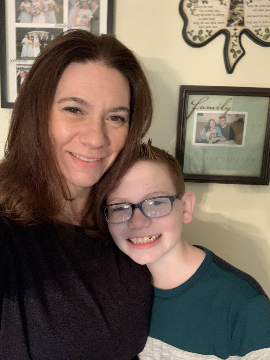 ChrissySh51's tweet photo. Happy #NationalRedHeadDay! Enjoy the day even more by listening to #fine by @mikeshinoda! ♥️
#GingerMom #GingerSon https://t.co/7LNa1jPWux