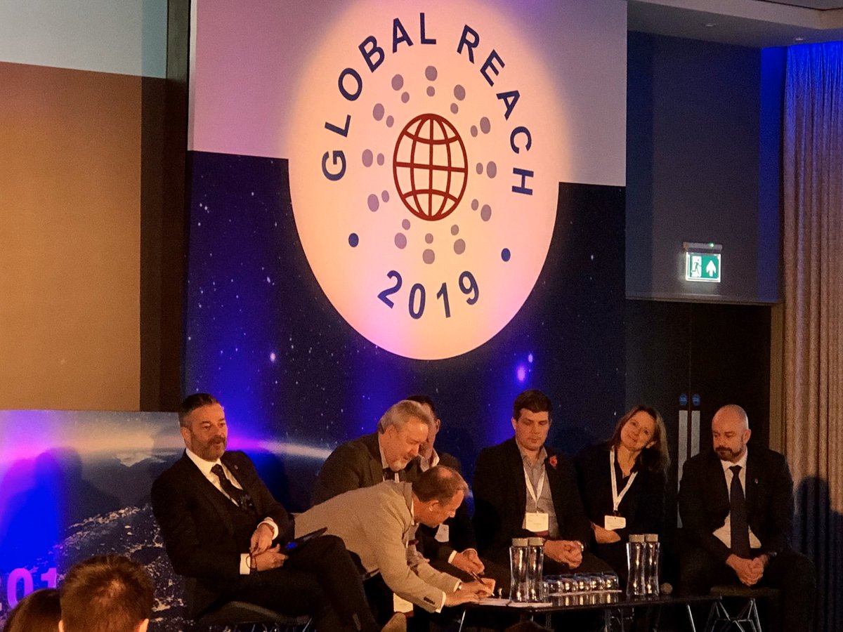 The Cluster of Clusters signing a declaration of intent to work together on key place development themes. #GlobalReach2019 <a href="/becbc/">BECBC</a>