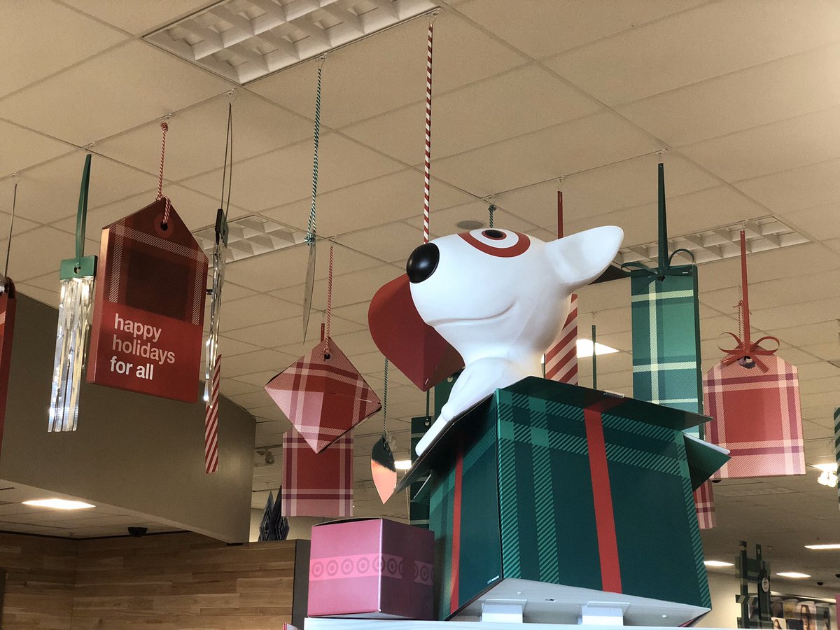 Bullseye loves Q4 do you ? Happy holidays from T 2075. #bullseye #target #circle