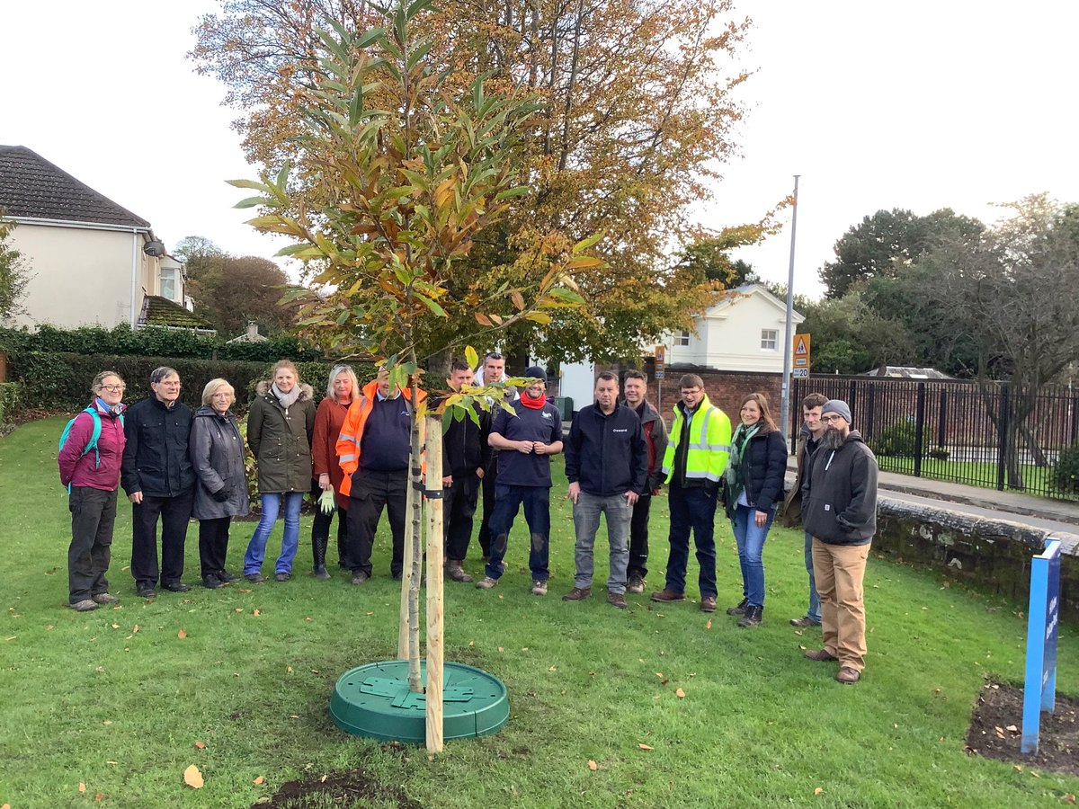 RussellHorsey's tweet photo. Today the National Tree Officers conference, talking #TreePans #TreePlotter & community engagement, then tomorrow off to New Zealand to talk at their national conference in just over a week, super excited π #knowledgesharing #urbantrees @ForestCallNZ @treetools #NzArb https://t.co/O4ivkAEwuh